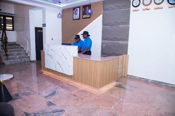 A Family-Friendly Welcome