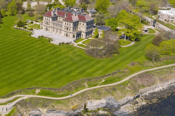 Newport’s Cliff Walk & Gilded Age Mansions