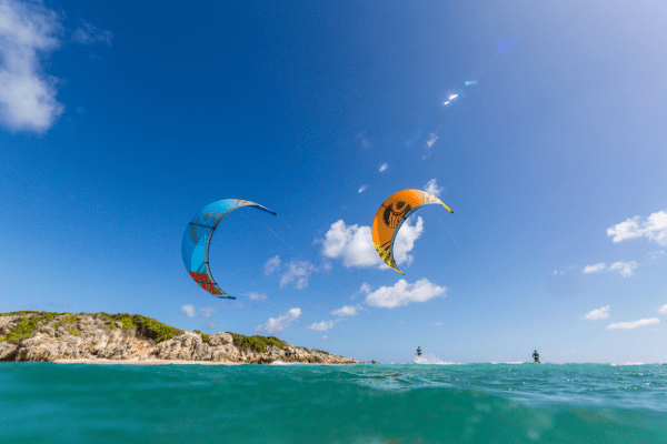 Surfing, Windsurfing & Kitesurfing