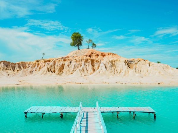 Bintan Sand Dunes and Blue Lake