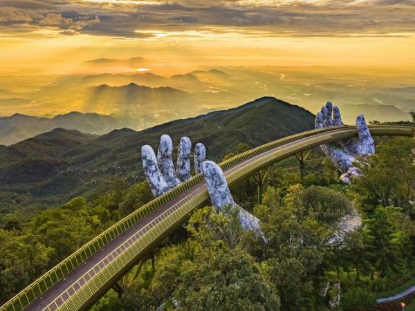 Golden Bridge (Cầu Vàng)