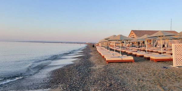 Lady’s Mile Beach