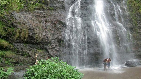 Awlaw Waterfall
