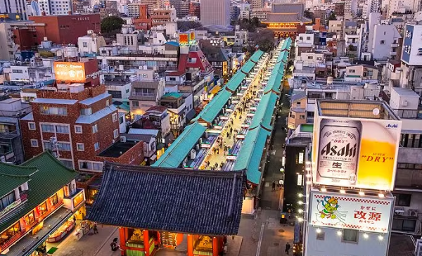 Nakamise Shopping Street