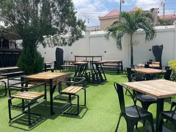 The Outdoor Garden Vibes