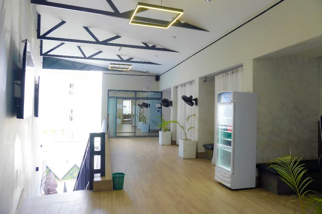 In-house Kitchen & Room Service