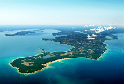 Old Mission and Leelanau Peninsulas