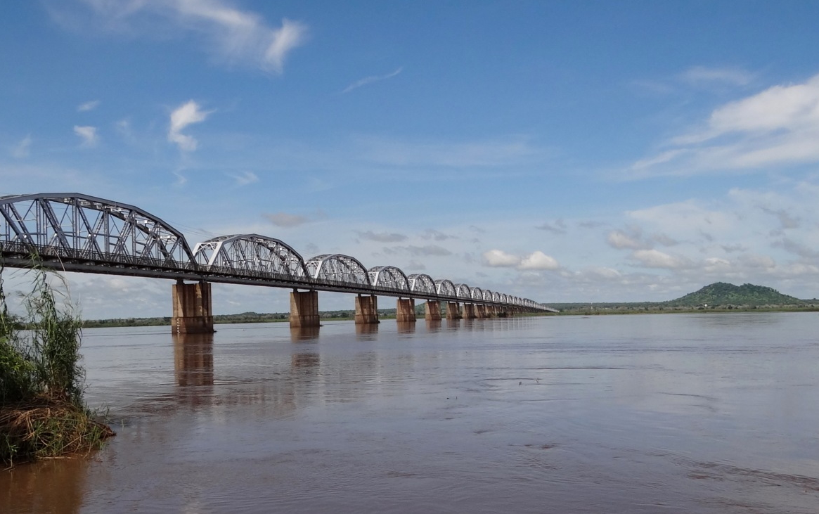 Dona Ana Bridge - Mozambique