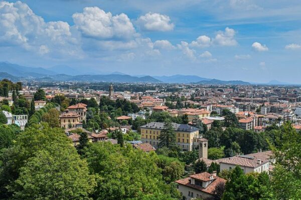 Città Bassa (Lower Town)