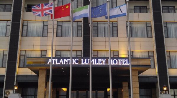 Atlantic Lumley Hotel - Elegant Beachside Escape