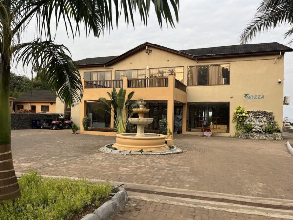 Mozza Beach Resort - Beach Retreat in York